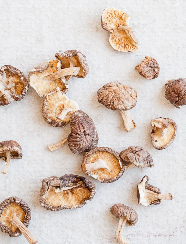 dry-shiitake-lastest-image shiitake mushroom